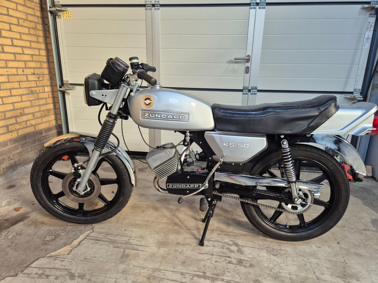 zundapp ks50, Ophalen, Overige modellen, Maximaal 45 km/u, 4 versnellingen