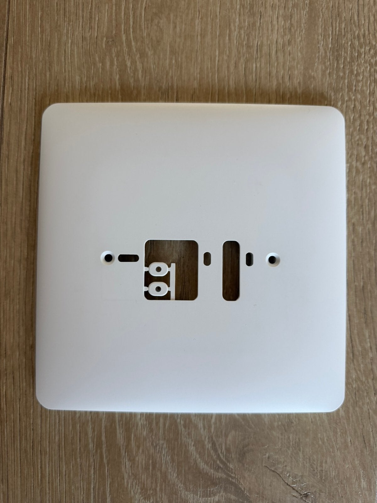 Tado afdekplaat voor slimme thermostaat, Ophalen of Verzenden, Zo goed als nieuw