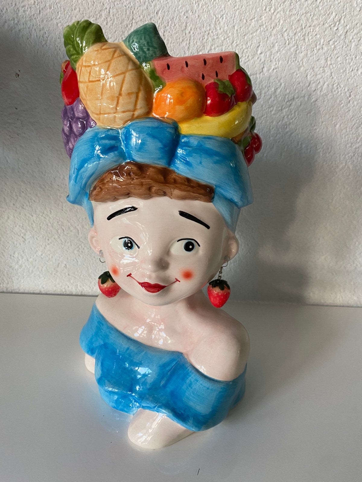Grappige bloempot vrouw met aardbei oorbellen,kleurrijk, NW, Ophalen, Nieuw