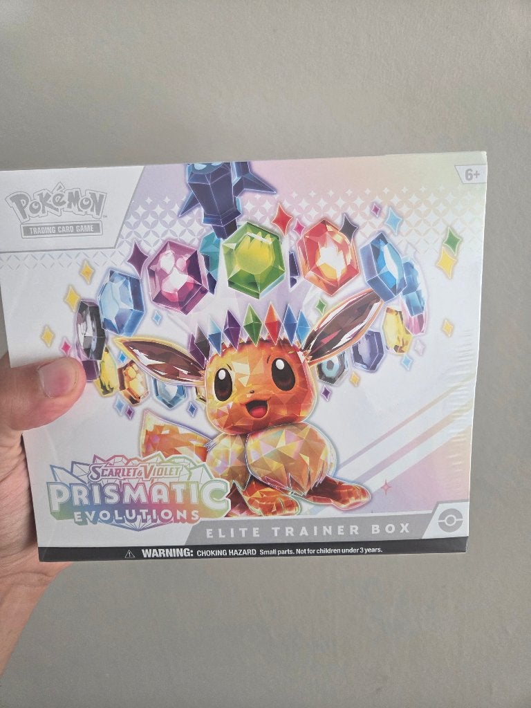 Prismatic evolutions etb elite trainer box, Ophalen of Verzenden, Nieuw