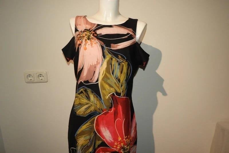 Frank Lyman beeldschone jurk grote bloemen print kleur M, Maat 38/40 (M), Zo goed als nieuw, Knielengte, Frank Lyman