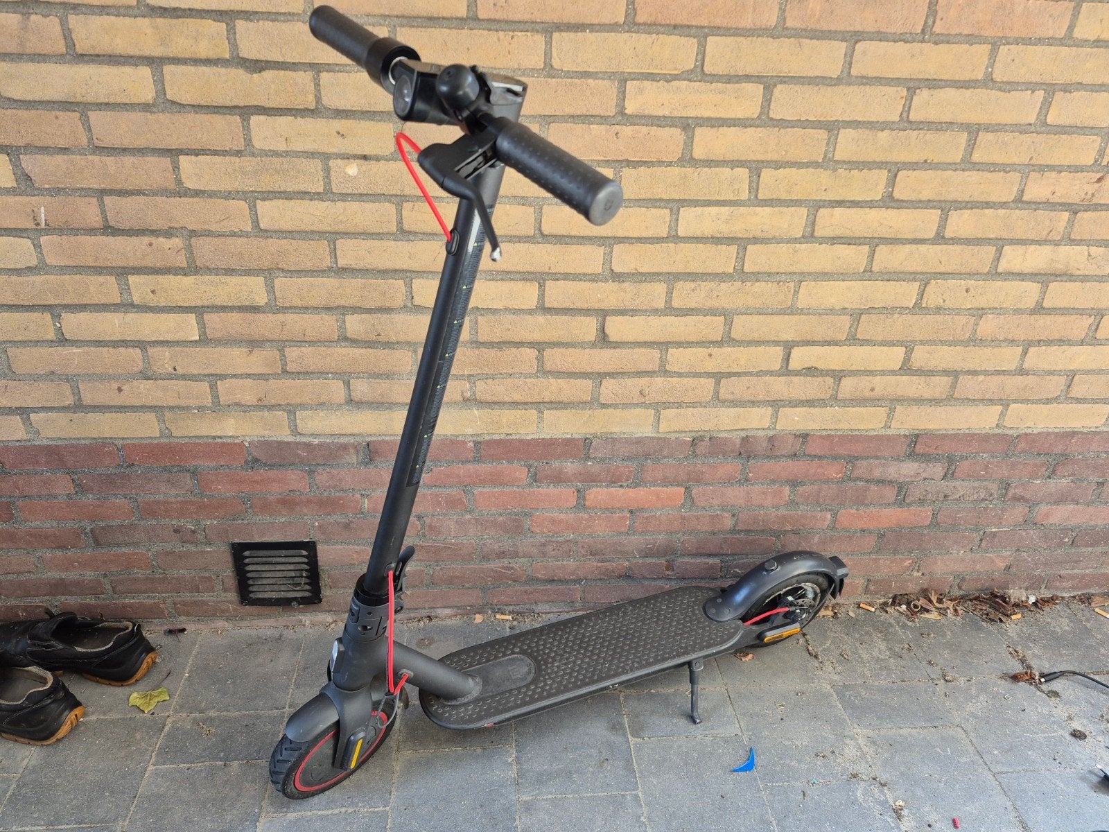 Zo goed als nieuwe Xiaomi elektrische step met oplader, Ophalen of Verzenden, Zo goed als nieuw, Elektrische step (E-scooter)