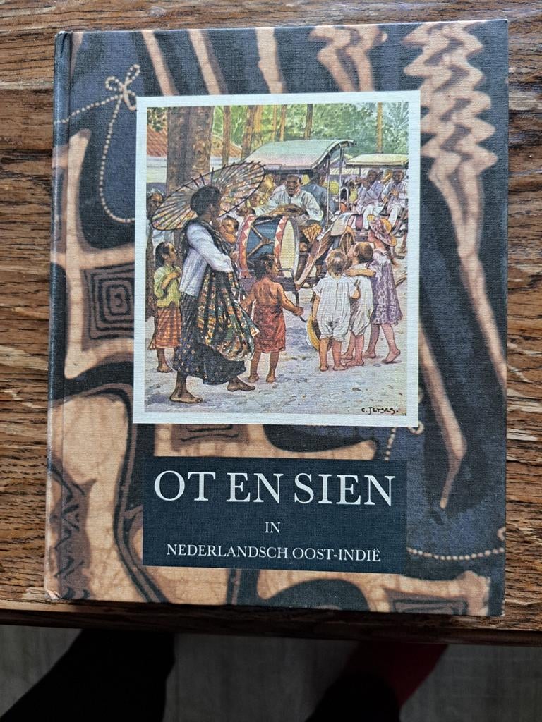 Ot en sien in Oost indie, Ophalen of Verzenden, Gelezen