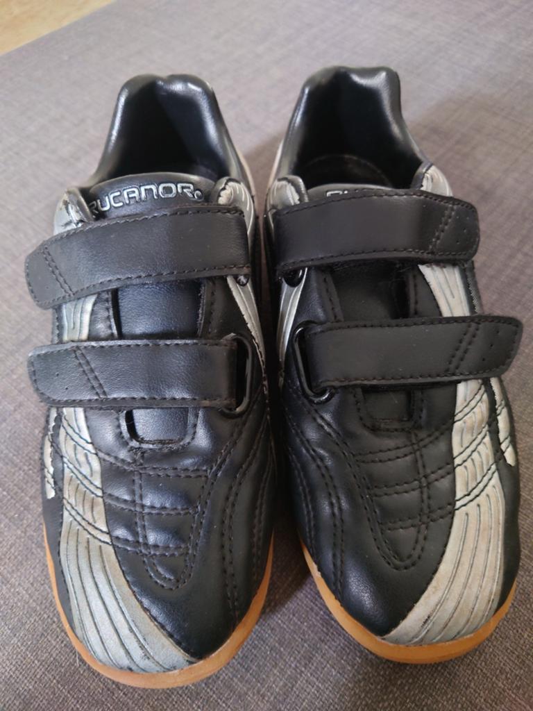 Rucanor Zwarte sport schoenen met klittenband, maat 30, Ophalen of Verzenden, Jongen of Meisje, Sportschoenen