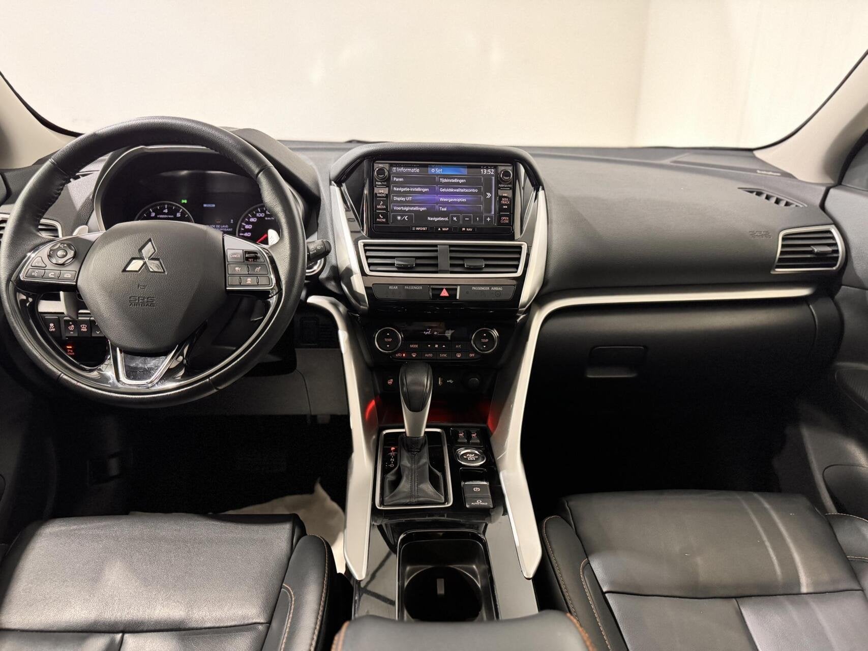 Mitsubishi Eclipse Cross 1.5 Diamant Edition+ 4WD|PANO|360, Automaat, Achterwielaandrijving, 4 cilinders, Met garantie (alle)