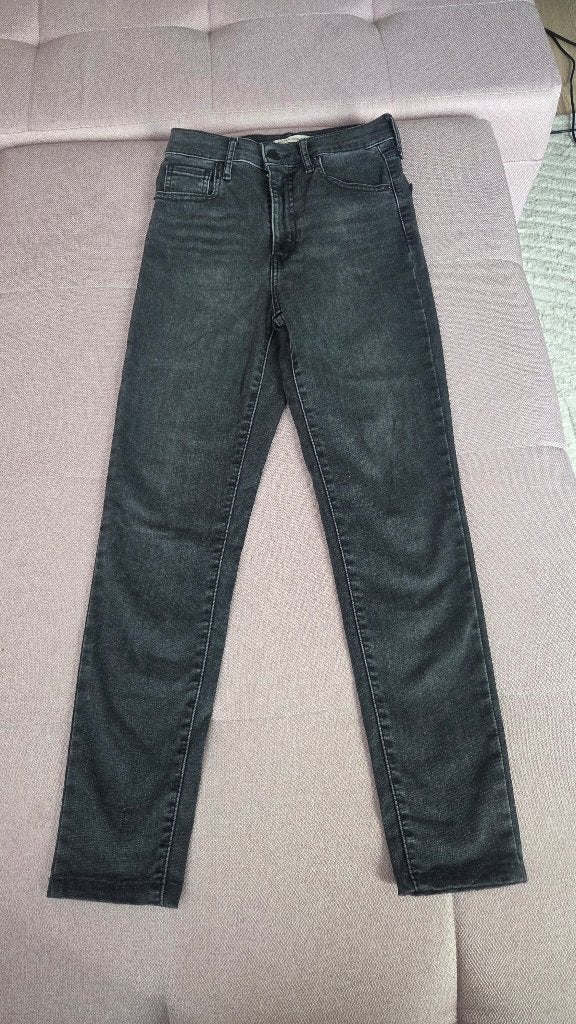 Levi's Jeans Super Skinny S 26, Ophalen of Verzenden, Zo goed als nieuw, W27 (confectie 34) of kleiner, Grijs
