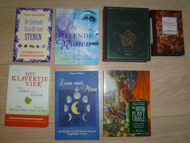 Diverse boeken over Wicca Kristallen Runen Heksen etc etc, Boeken, Verzenden, Zo goed als nieuw, Overige onderwerpen, Achtergrond en Informatie