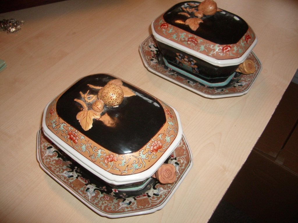 Set van twee schaaltjes, Huis en Inrichting, Ophalen of Verzenden, Overige stijlen, Aardewerk, Schaal of Schalen