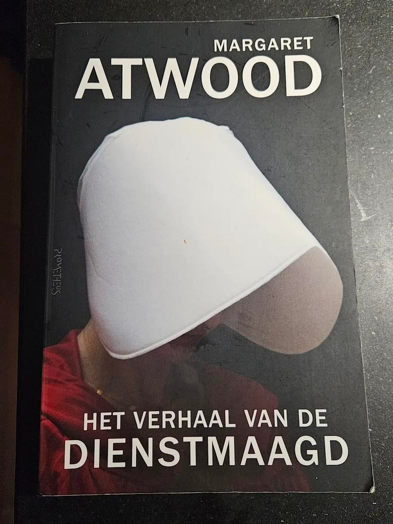 Het Verhaal van de Dienstmaagd - Margaret Atwood (Leesboek), Ophalen of Verzenden, Gelezen, Margaret Atwood, Nederland