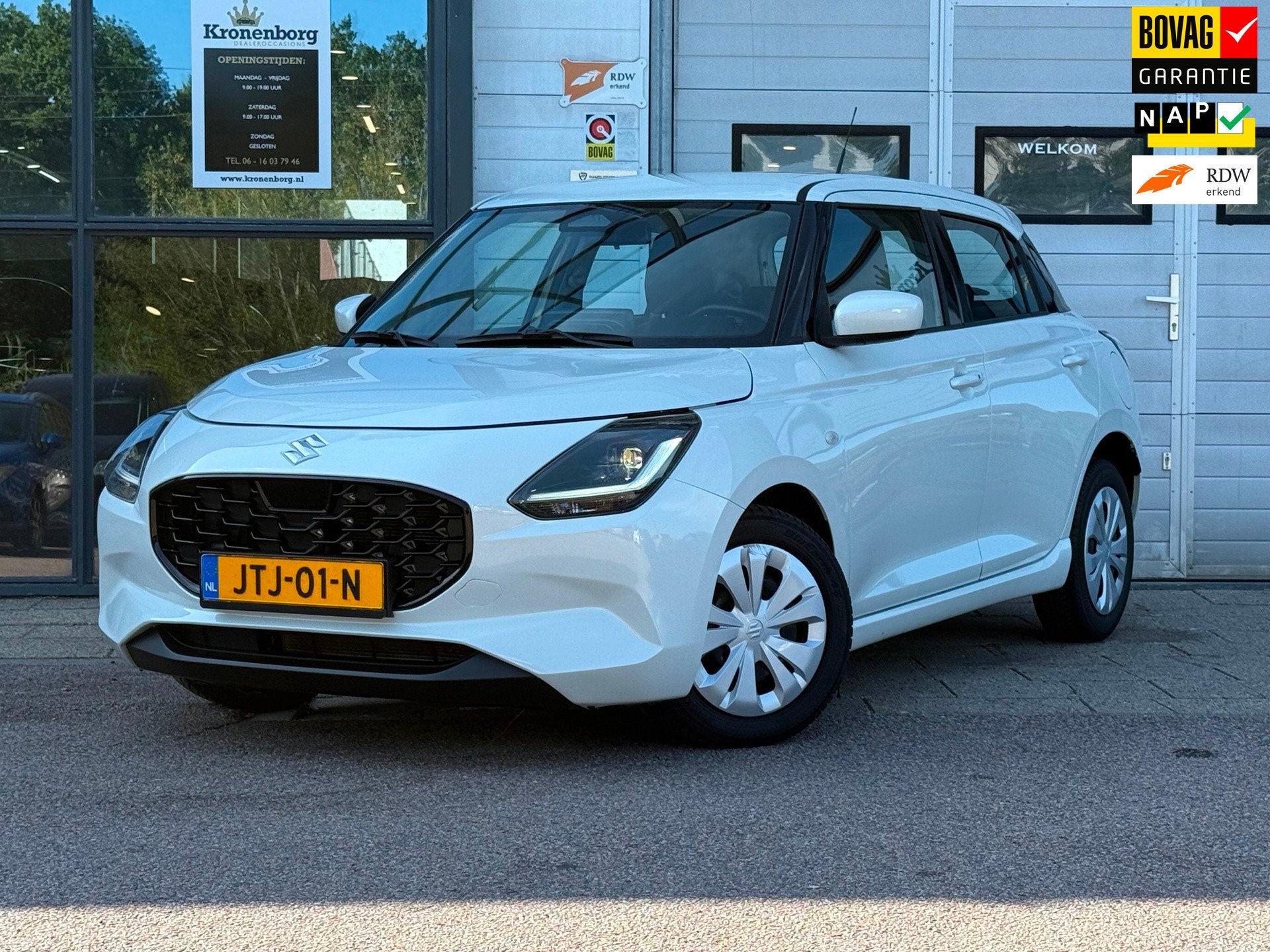 Suzuki SWIFT 1.2 Smart Hybrid| CARPLAY| NAVI| NAP, Auto's, Voorwielaandrijving, 83 pk, Stof, Gebruikt
