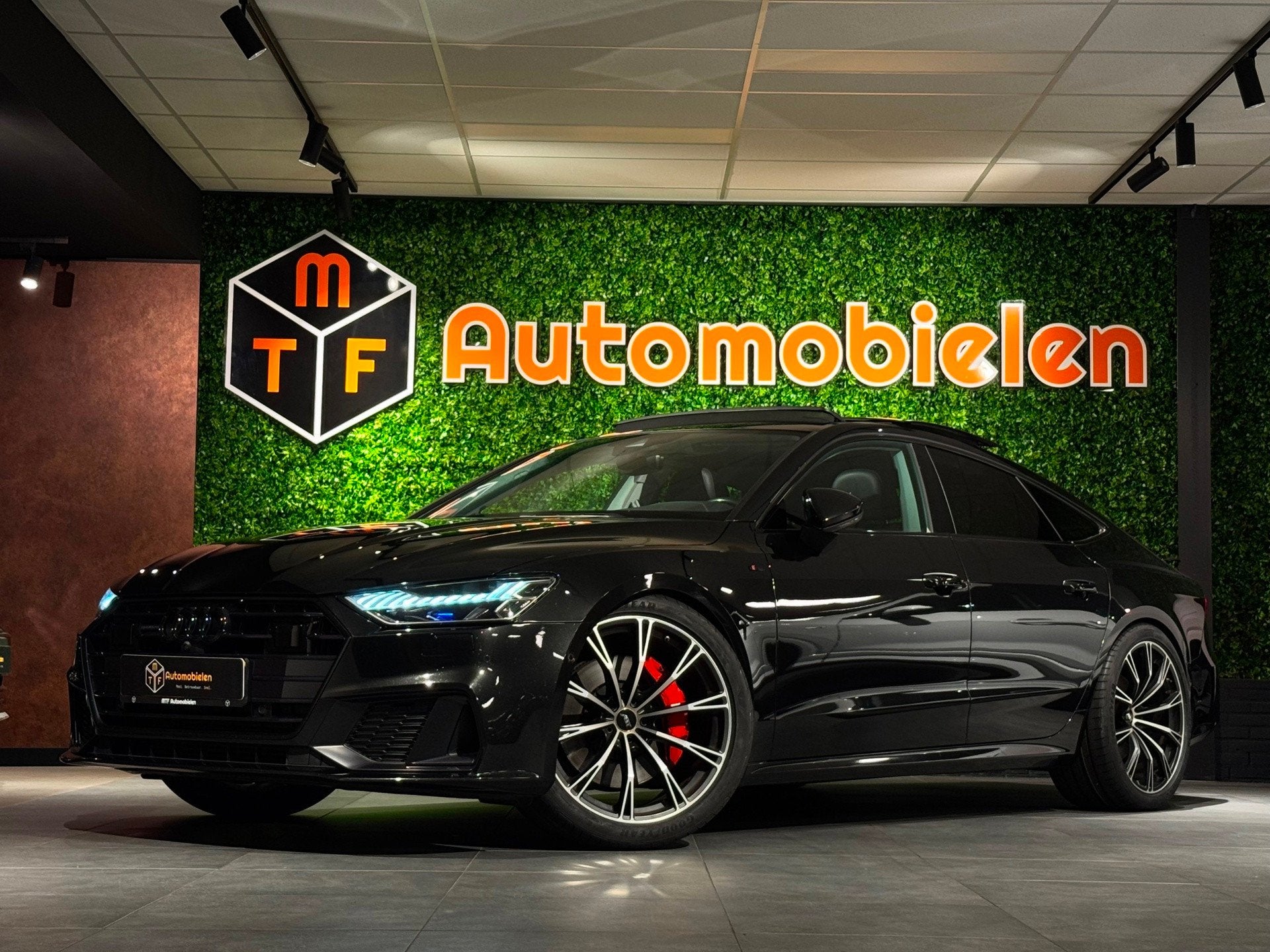 Audi A7 Sportback 55 TFSI QUATTRO 340 PK S-LINE|PANO|B&O|LUC, Dealer onderhouden, Gebruikt, 2995 cc, 2000 kg