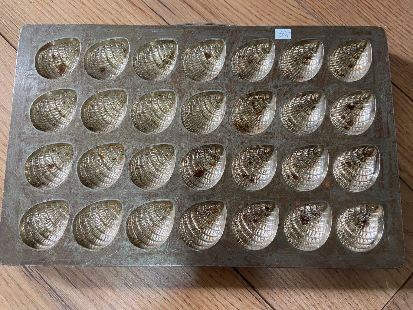 Zware metalen chocolade vorm mal zeebanket schelpen bakkerij, Antiek en Kunst, Ophalen of Verzenden