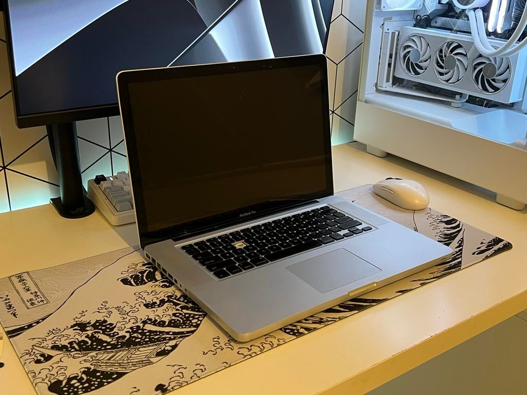 MacBook Pro 2008, Computers en Software, Apple Macbooks, MacBook Pro, 2 tot 3 Ghz, 8 GB, Ophalen of Verzenden
