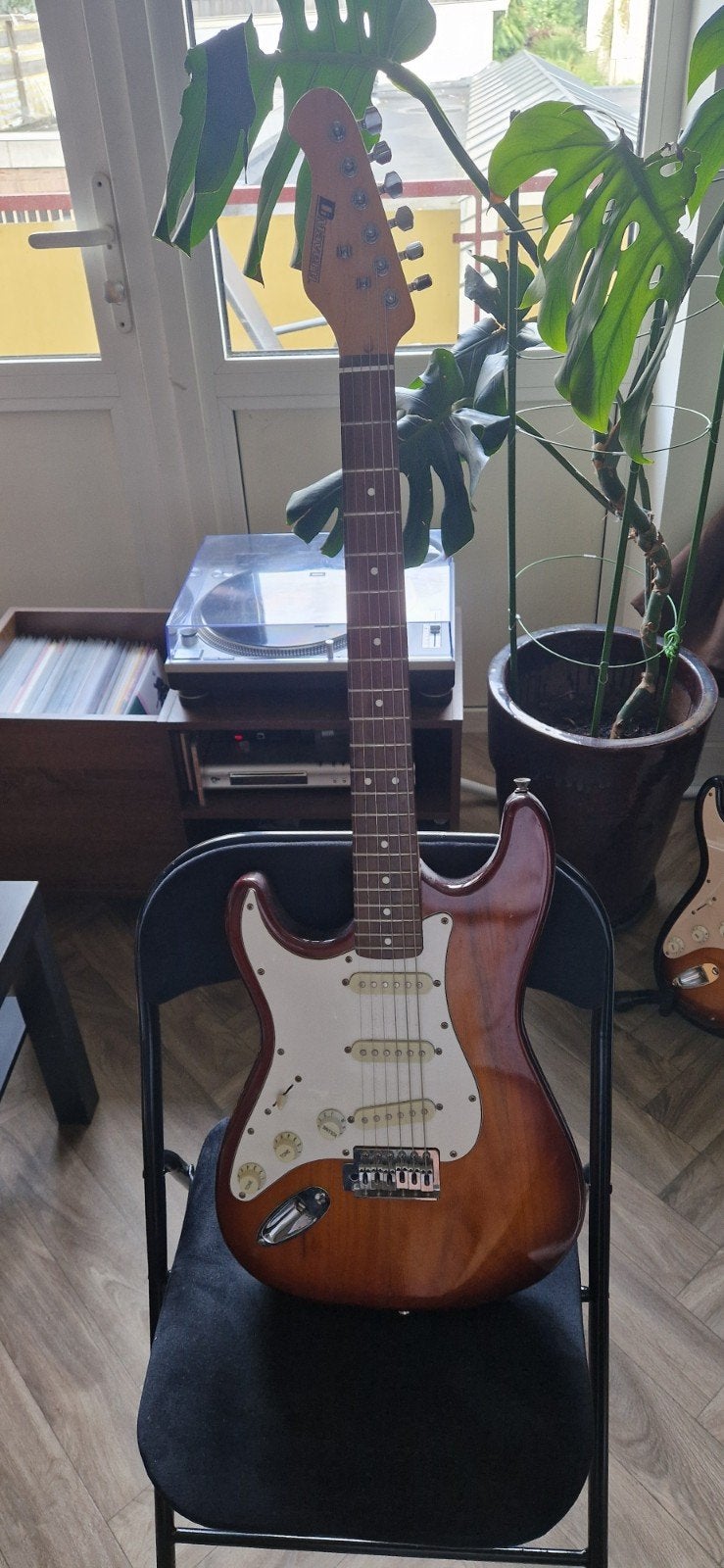 Strat-achtige Linkshandige elektrische gitaar, Muziek en Instrumenten, Ophalen, Gebruikt, Solid body, Overige merken