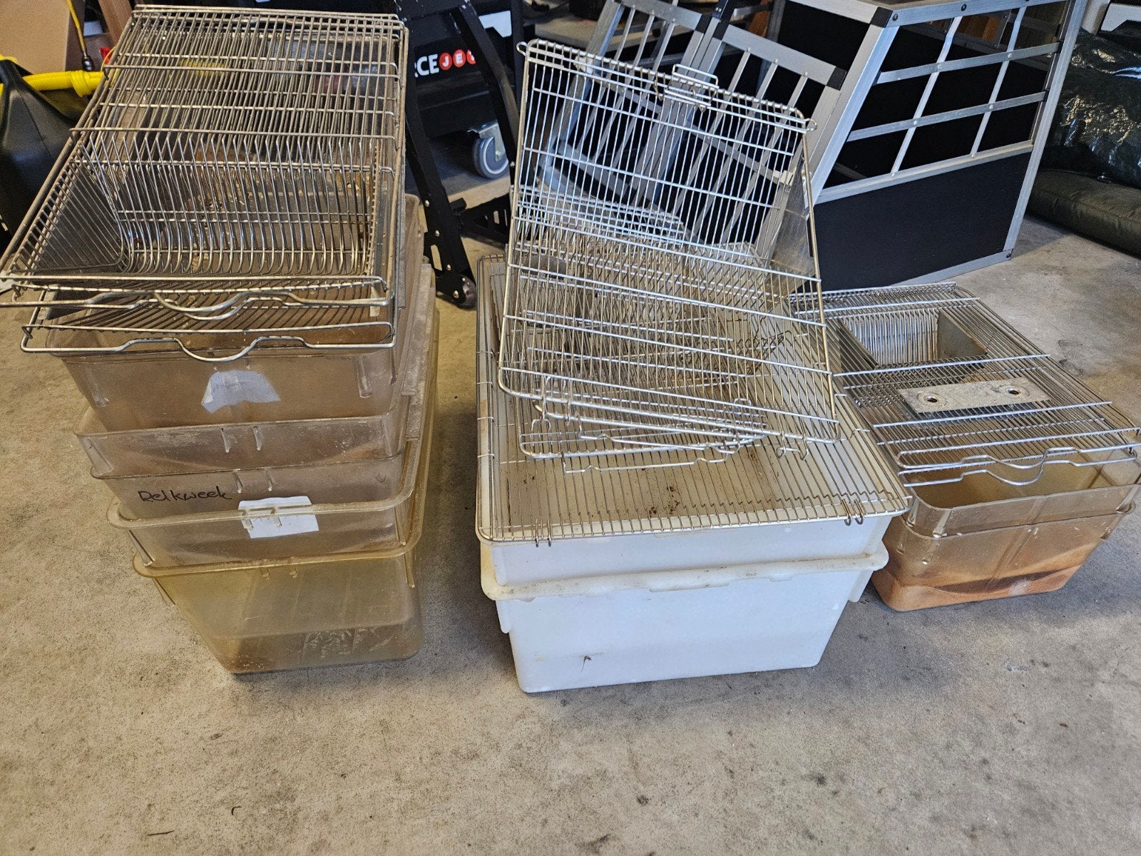 Labbakken, Ophalen, Minder dan 75 cm, Kooi, Minder dan 60 cm