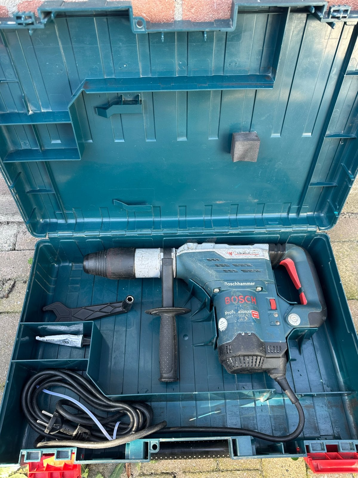 Bosch Roschhammer Boorhamer in Koffer, Ophalen of Verzenden, Gebruikt, 600 watt of meer, Boor- en/of Breekhamer