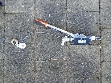 Te koop .Trek takel 1300kg, Doe-het-zelf en Verbouw, Lieren en Takels, Ophalen of Verzenden, Zo goed als nieuw, Handmatig