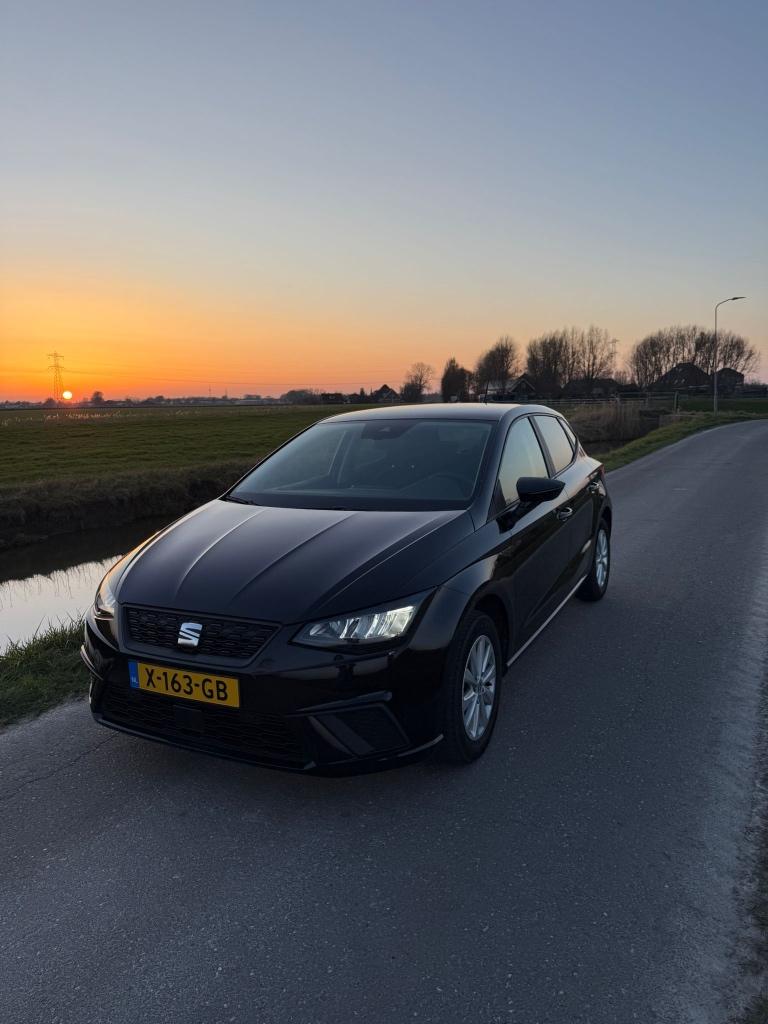Seat Ibiza 1.0 Ecotsi 95pk 2023 Zwart, Auto's, Seat, Voorwielaandrijving, 40 €/maand, Zwart, 95 pk