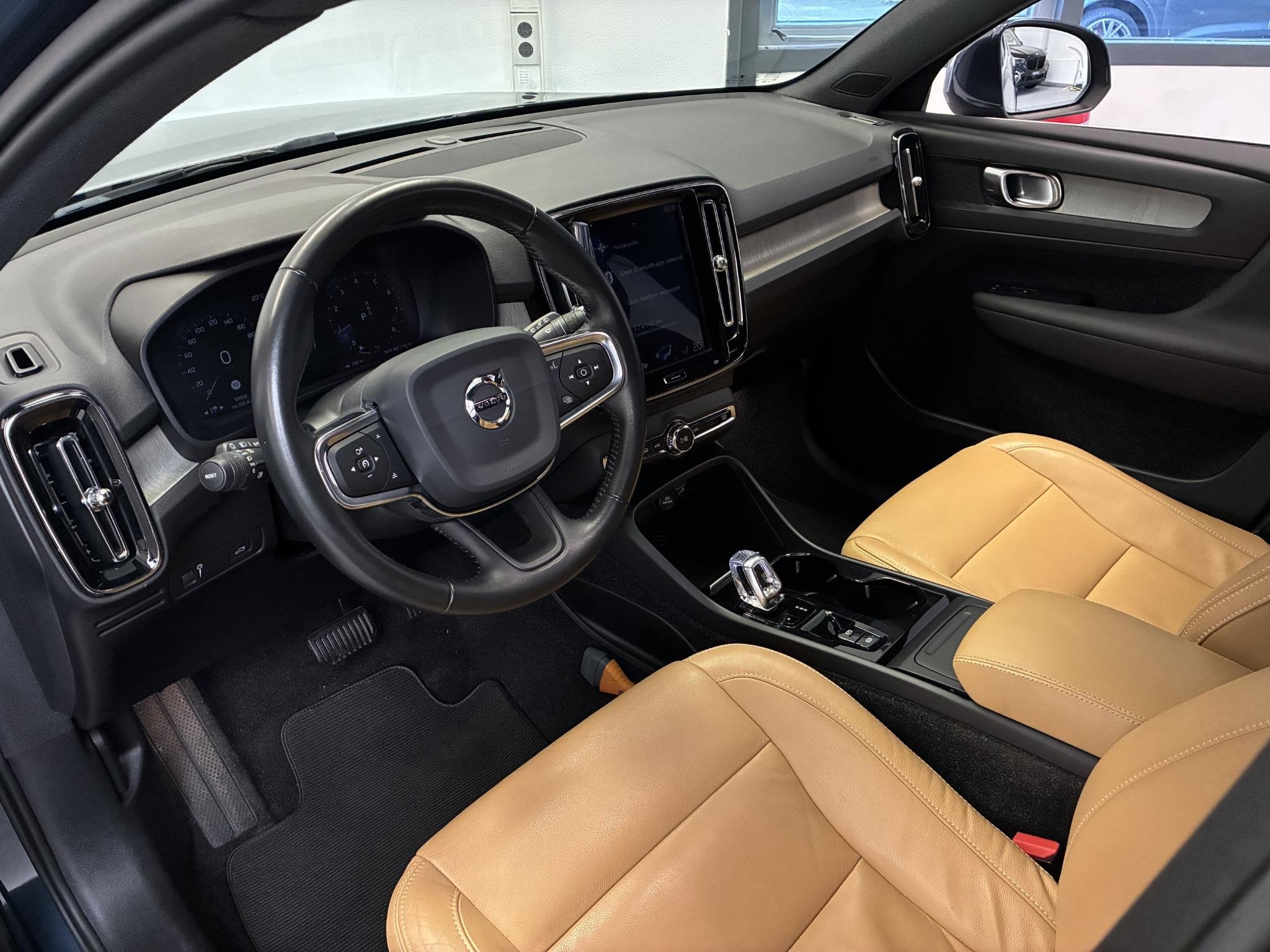Volvo XC40 2.0 T4 Inscription | ORGNL | CARPLAY | DEALER OND, Auto's, Dealer onderhouden, 15 km/l, Euro 6, 1969 cc