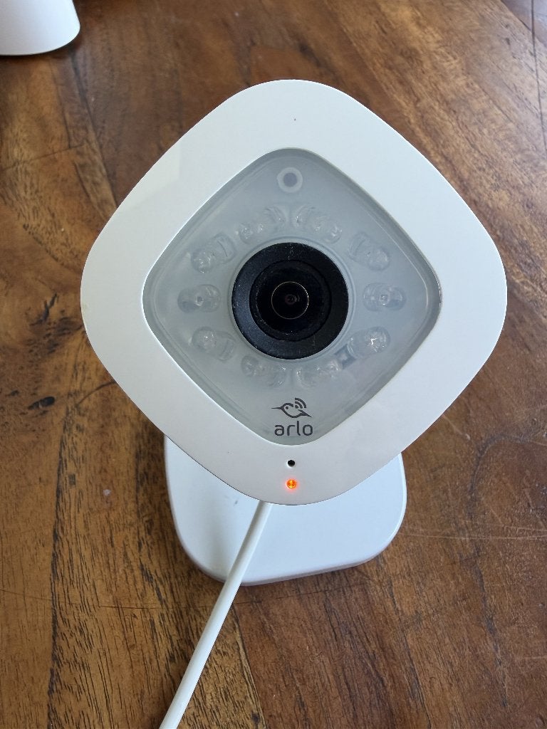 Arlo Q - Security Camera, Ophalen of Verzenden