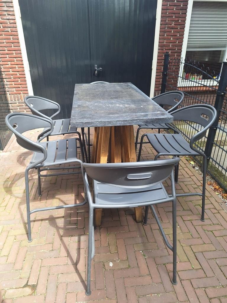 Statafel met barkrukken van Gloster., Ophalen