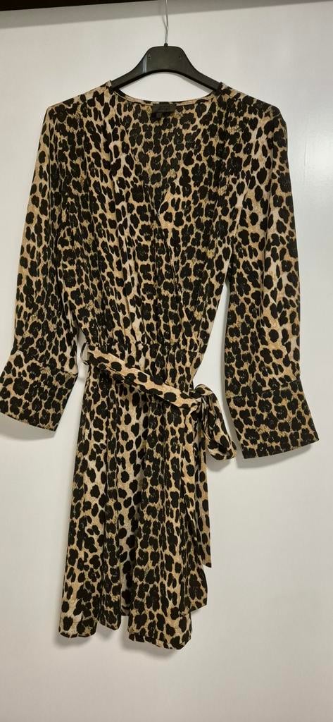 Seven Sisters Panterprint Jurk met Centuur - Maat S, Kleding | Dames, Jurken, Ophalen of Verzenden