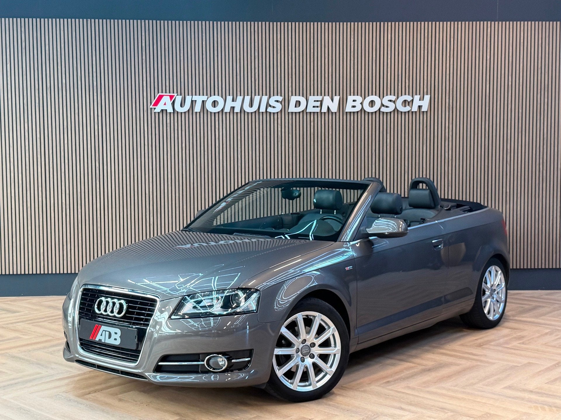 Audi A3 Cabriolet 1.2 TFSI Ambition Pro Line S Line - Xenon, Voorwielaandrijving, Euro 5, Gebruikt, Zwart