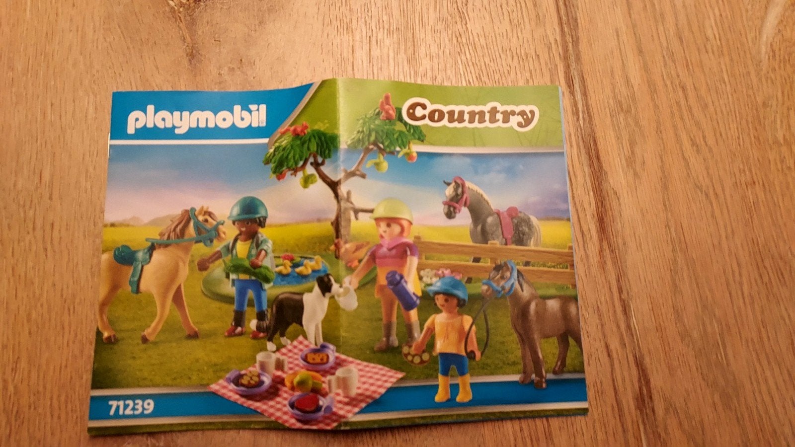 Playmobil Country set 71239 - Ideaal Sinterklaas cadeau!, Complete set, Overige typen, Ophalen of Verzenden, Zo goed als nieuw