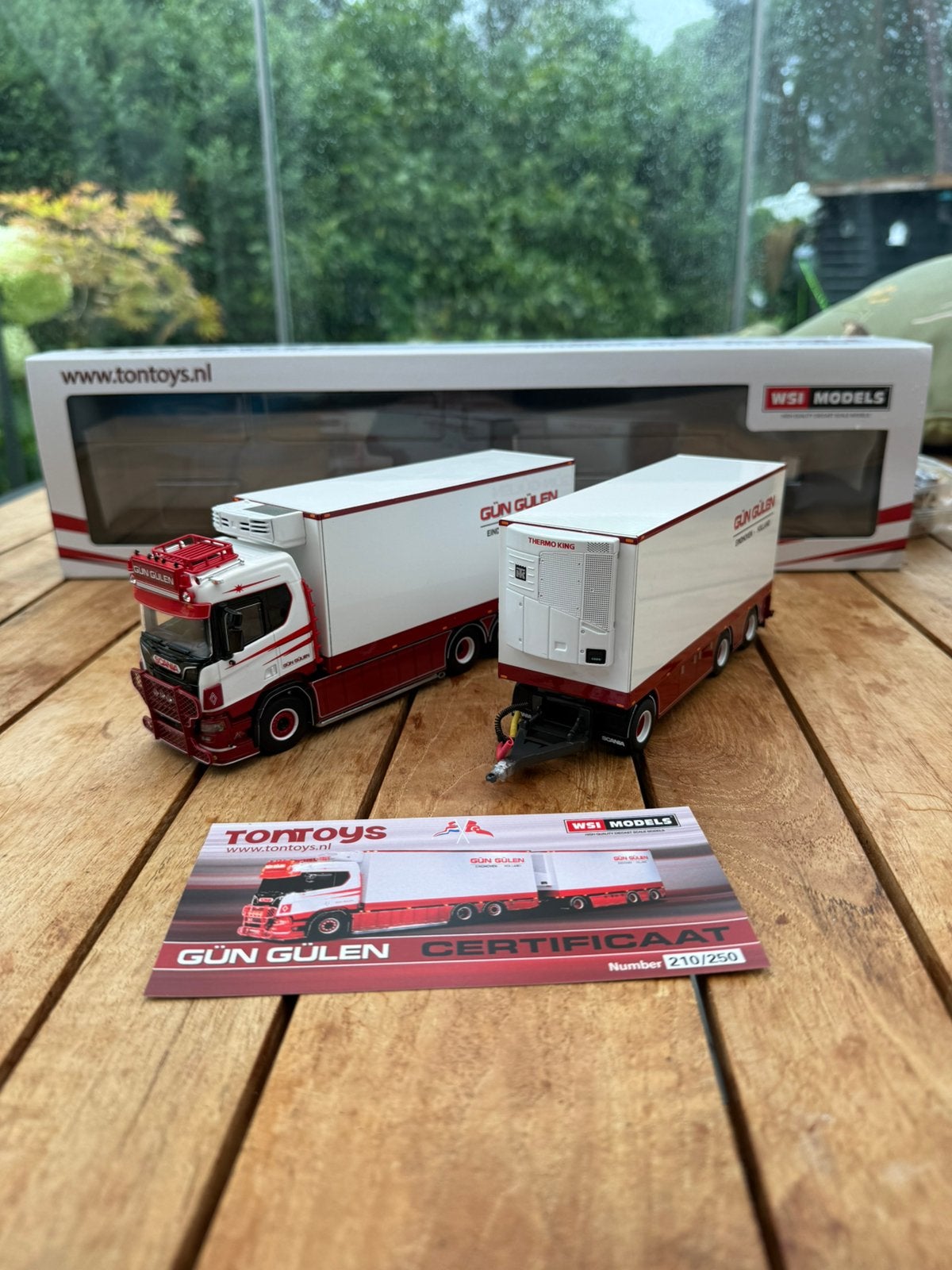 Wsi gun gulen, Hobby en Vrije tijd, Modelauto's | 1:50, Ophalen of Verzenden, Zo goed als nieuw, Bus of Vrachtwagen, Wsi