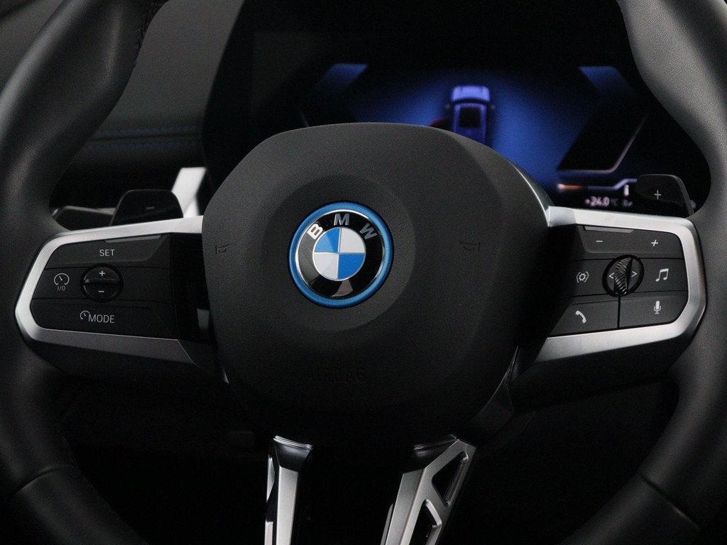 BMW X1 xDrive30e (bj 2025, automaat), Auto's, Met garantie (alle), Blauw, Overige brandstoffen, Bedrijf