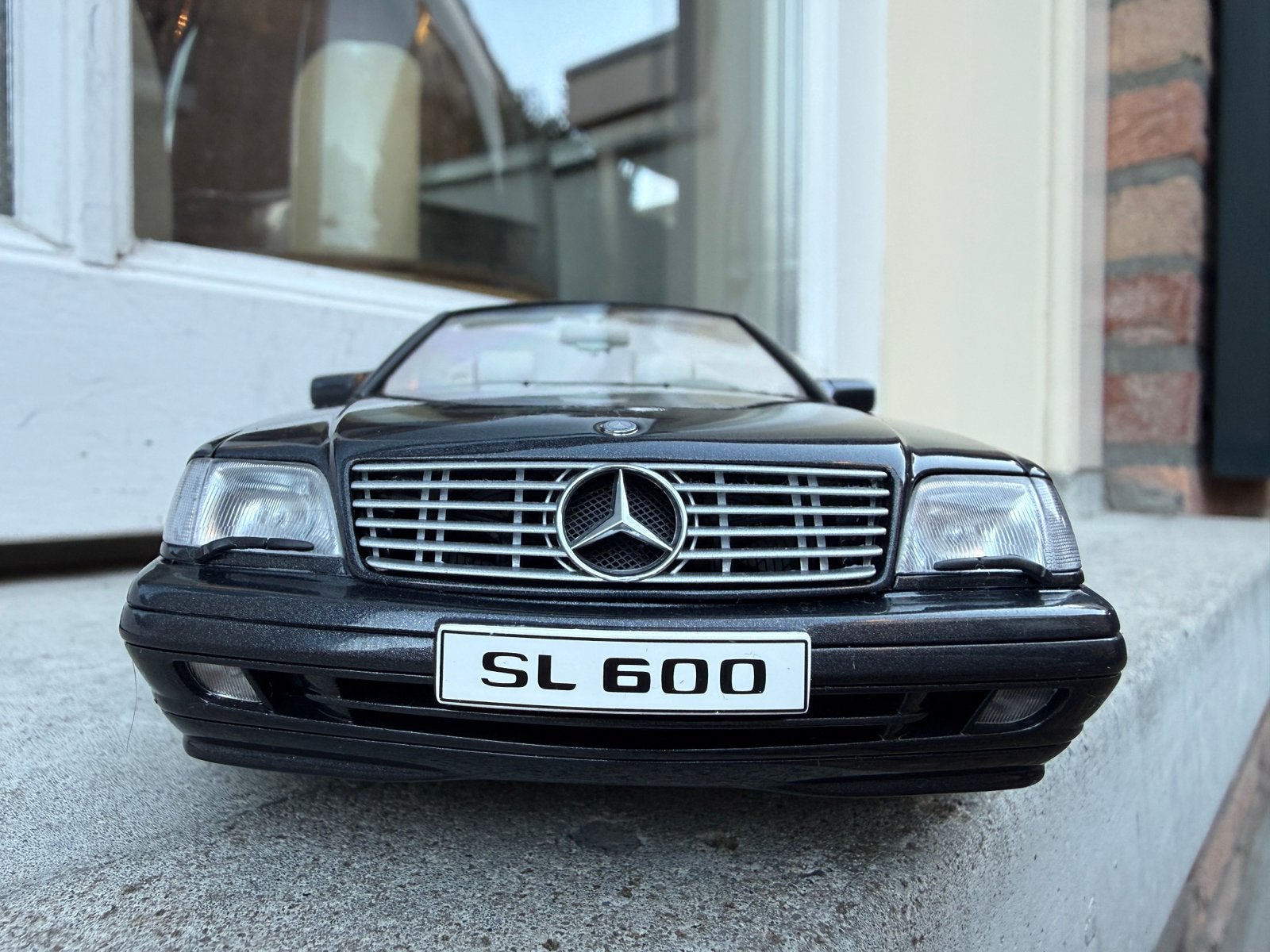 1:18 Mercedes R129 SL600 black metallic 1997 Autoart 76232, Auto, Autoart, Ophalen of Verzenden, Zo goed als nieuw