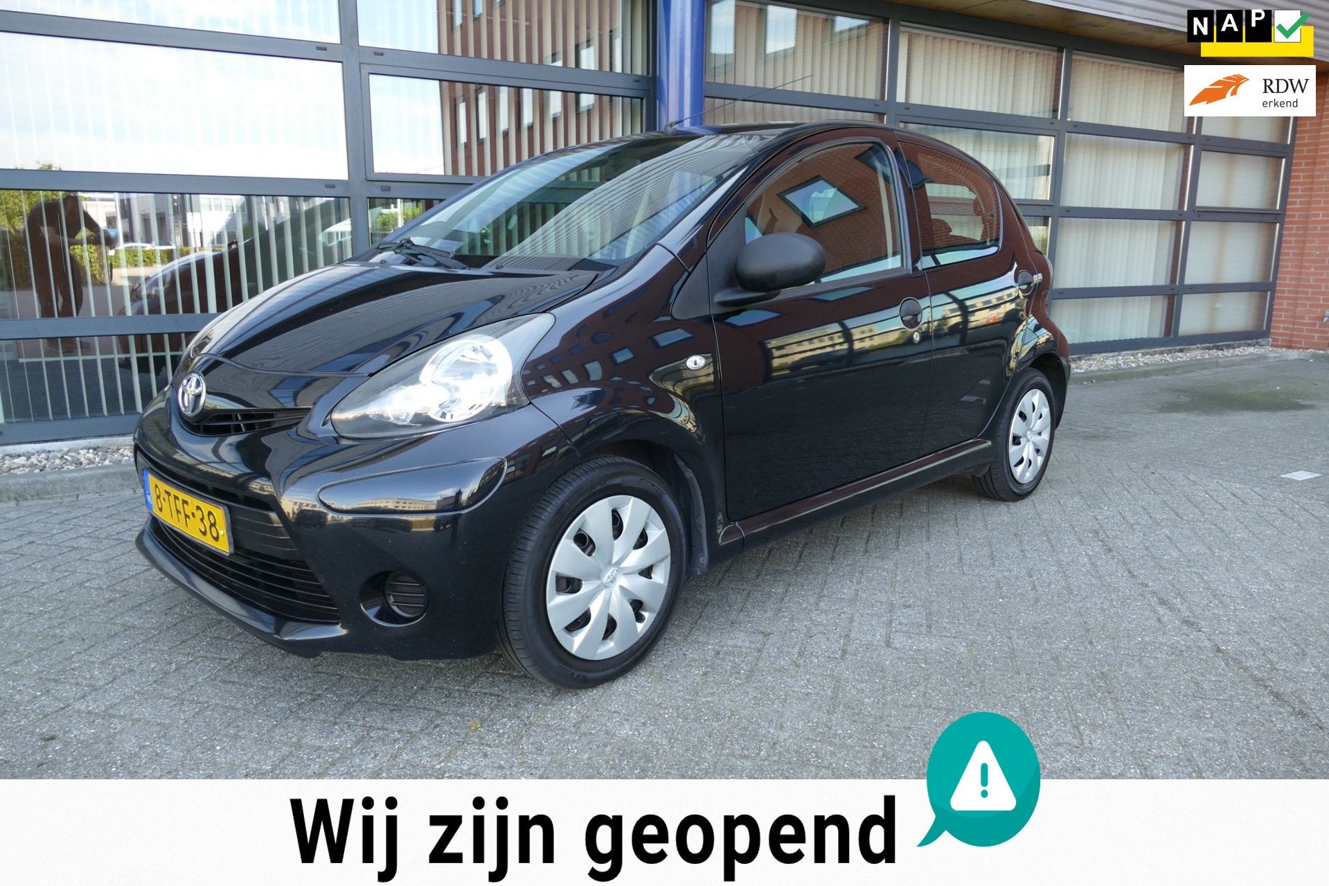 Toyota Aygo 1.0 VVT-i Now 5Drs Airco Apk 24-08-2027 Stuurbek, Voorwielaandrijving, Euro 5, Stof, Gebruikt
