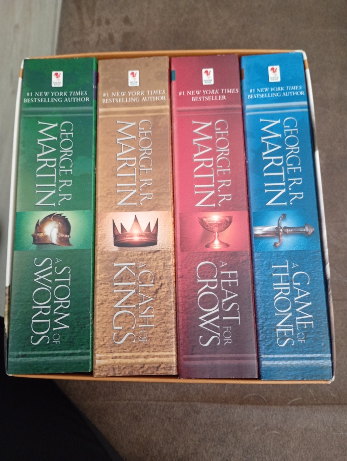 Engelstalige boekenbox George R.R Martin, Verzenden, Zo goed als nieuw