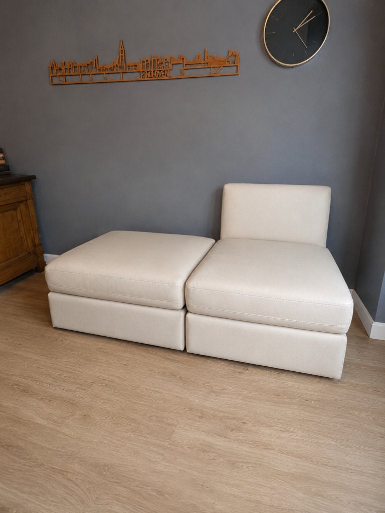 Handige Nepleer Chaise Lounge (bankje Vallentuna Ikea), Ophalen, Eenpersoons, Leer, Zo goed als nieuw