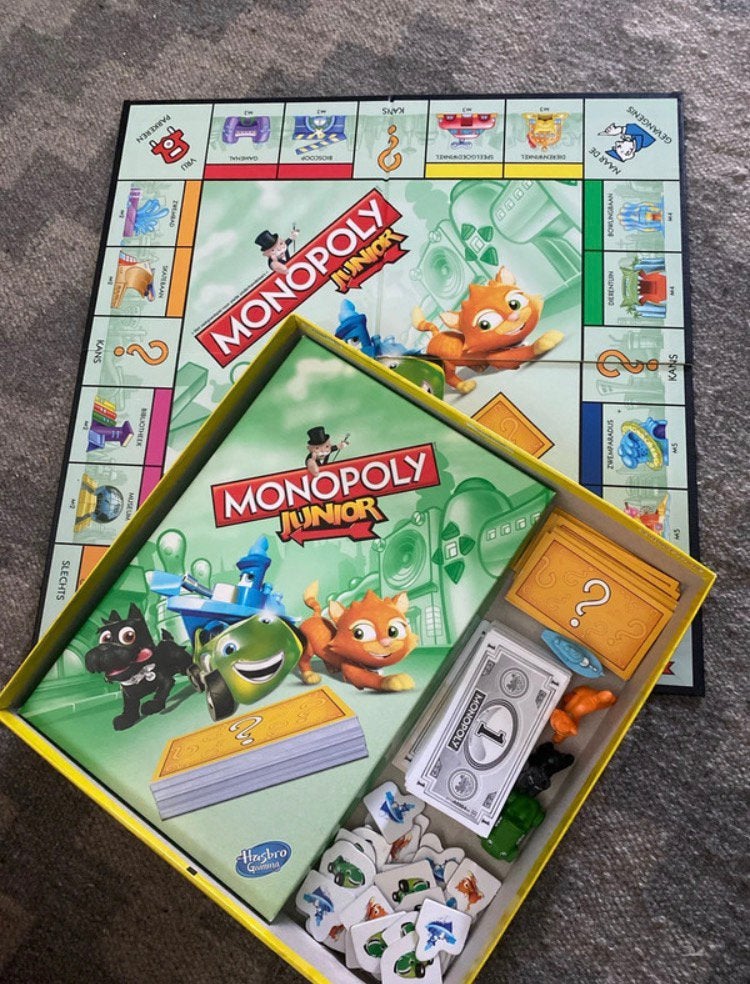 Monopoly Junior, Drie of vier spelers, Ophalen of Verzenden, Gebruikt