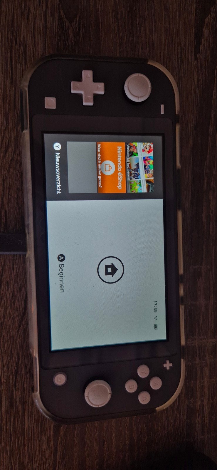 Switch 1 lite met 3 spellen en SD, Spelcomputers en Games, Spelcomputers | Nintendo Switch Lite, Ophalen, Grijs, Zo goed als nieuw