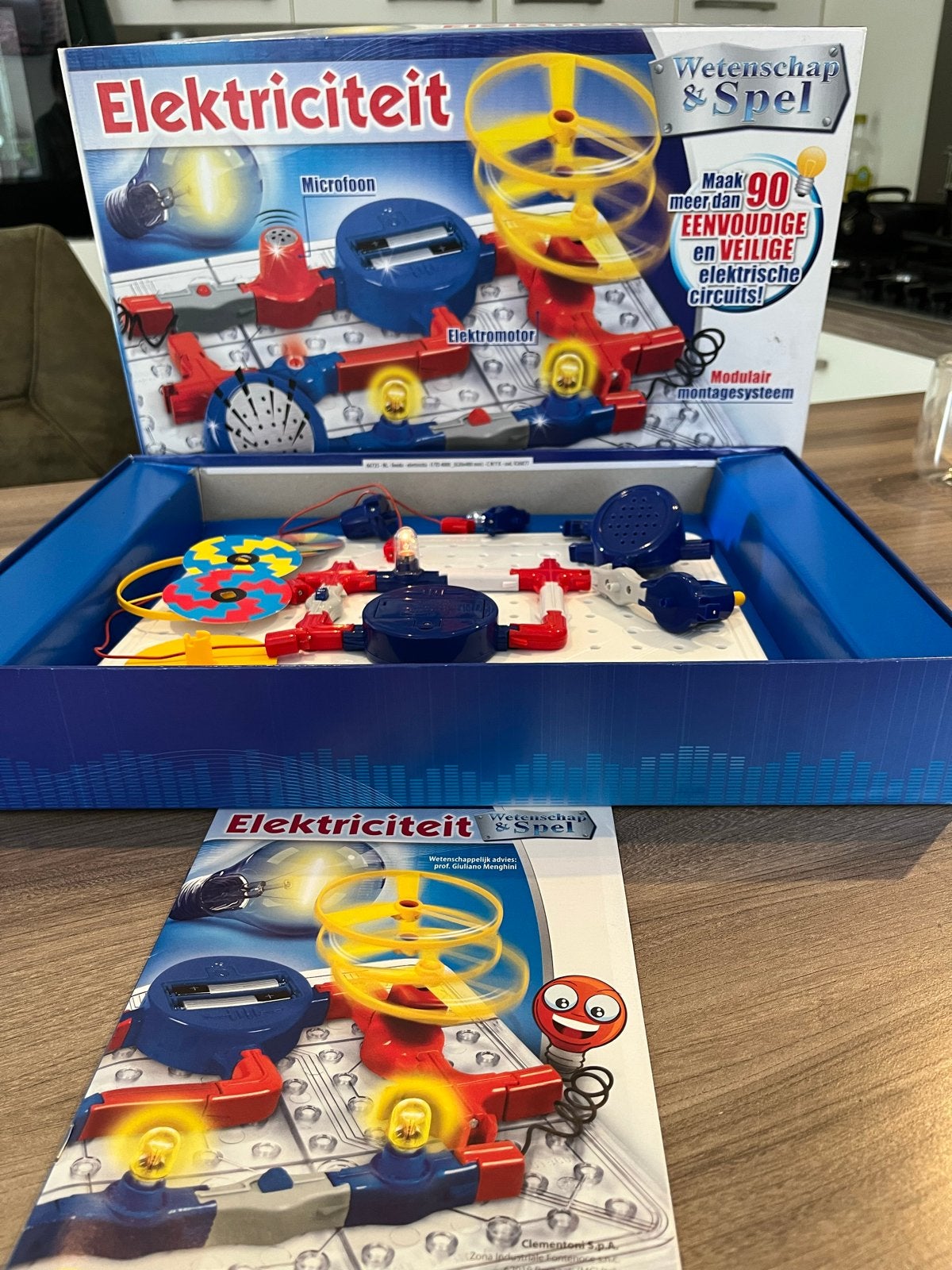Wetenschap & Spel Elektriciteit Experimenteerdoos, Kinderen en Baby's, Speelgoed | Educatief en Creatief, Zo goed als nieuw, Bouwen