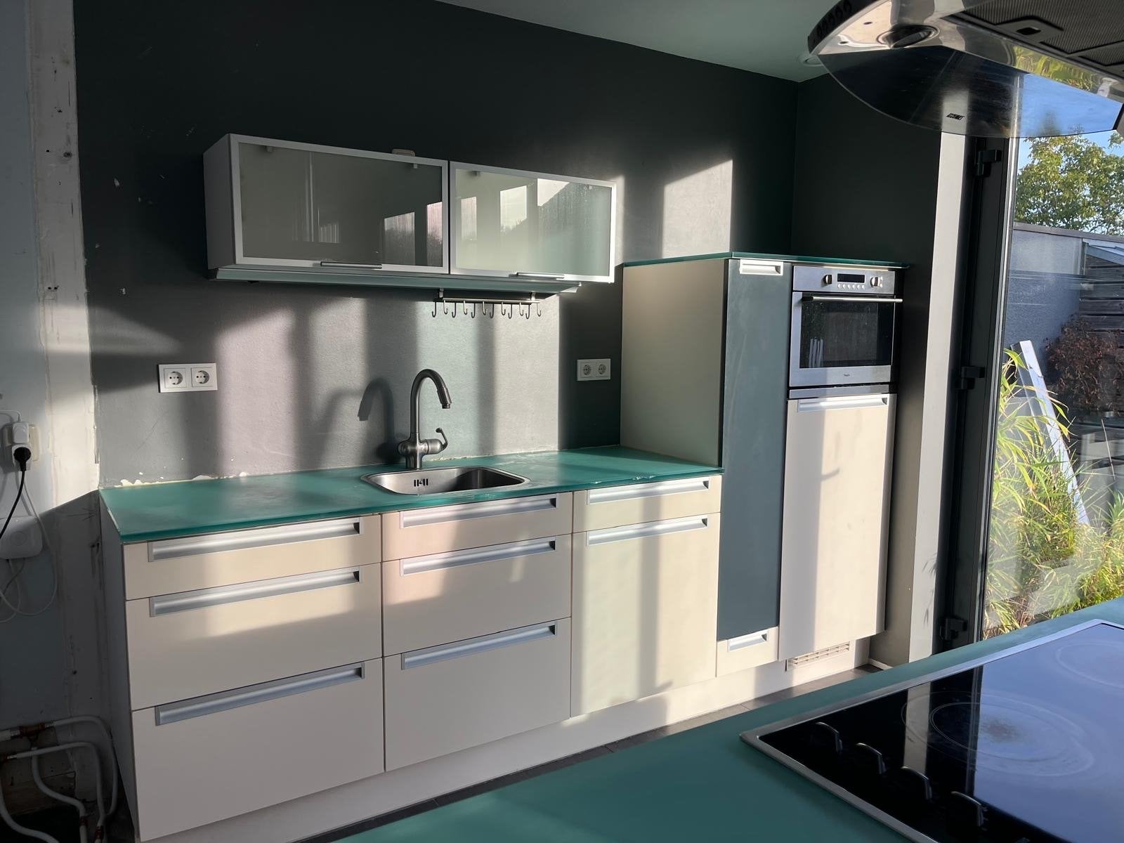 Complete keuken met eiland en apparatuur, Ophalen, Gebruikt, Overige materialen, Crème