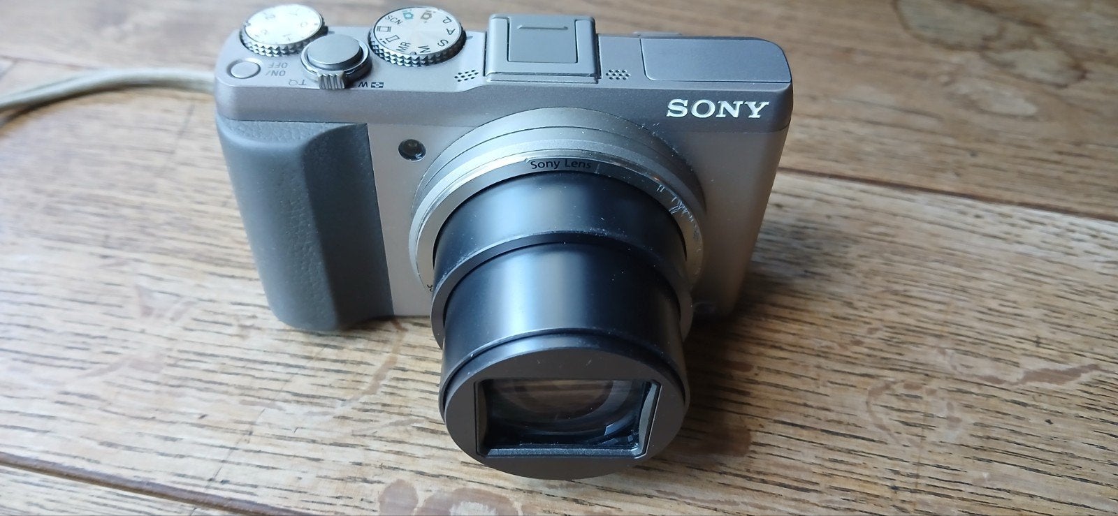 Sony dsc-hx50v 20mp digitale camera wifi en gps, Audio, Tv en Foto, Fotocamera's Digitaal, Gebruikt, Lensdop, Ophalen of Verzenden