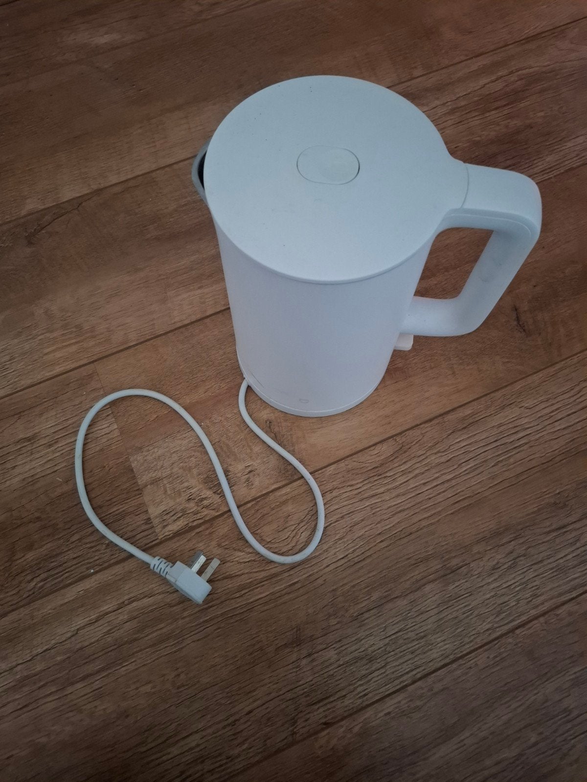 Witte waterkoker met RVS binnenkant type I plug, 1 tot 2 liter, Ophalen, Gebruikt, Rvs