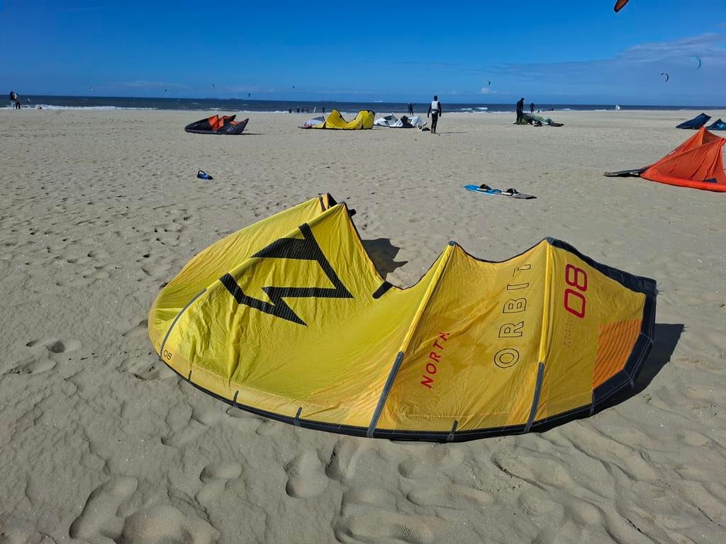 North Orbit 8m en 10m, Watersport en Boten, Kitesurfen, Gebruikt, 8 m², Geen board, Ophalen of Verzenden