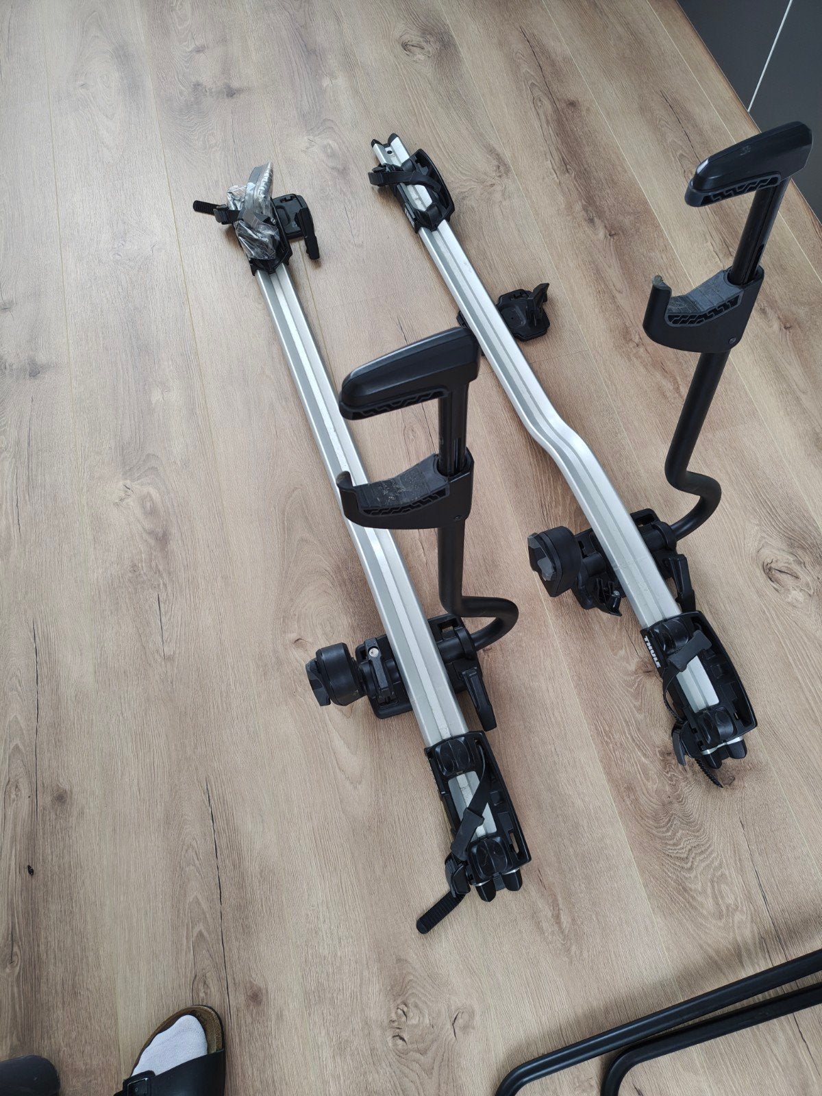 Thule 598001 fietsenhouder vanaf 100 euro per stuk, Ophalen, Dakdrager