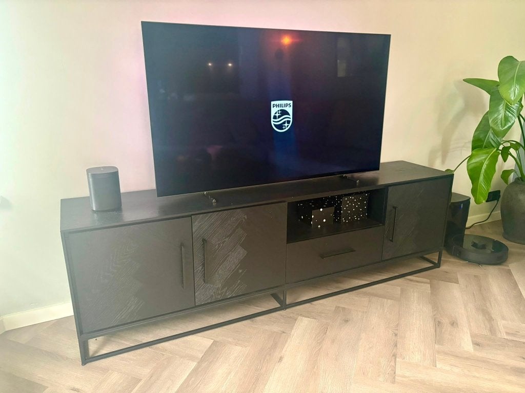 Zwart TV-dressoir, Ophalen, 150 tot 200 cm, Eikenhout, Zo goed als nieuw