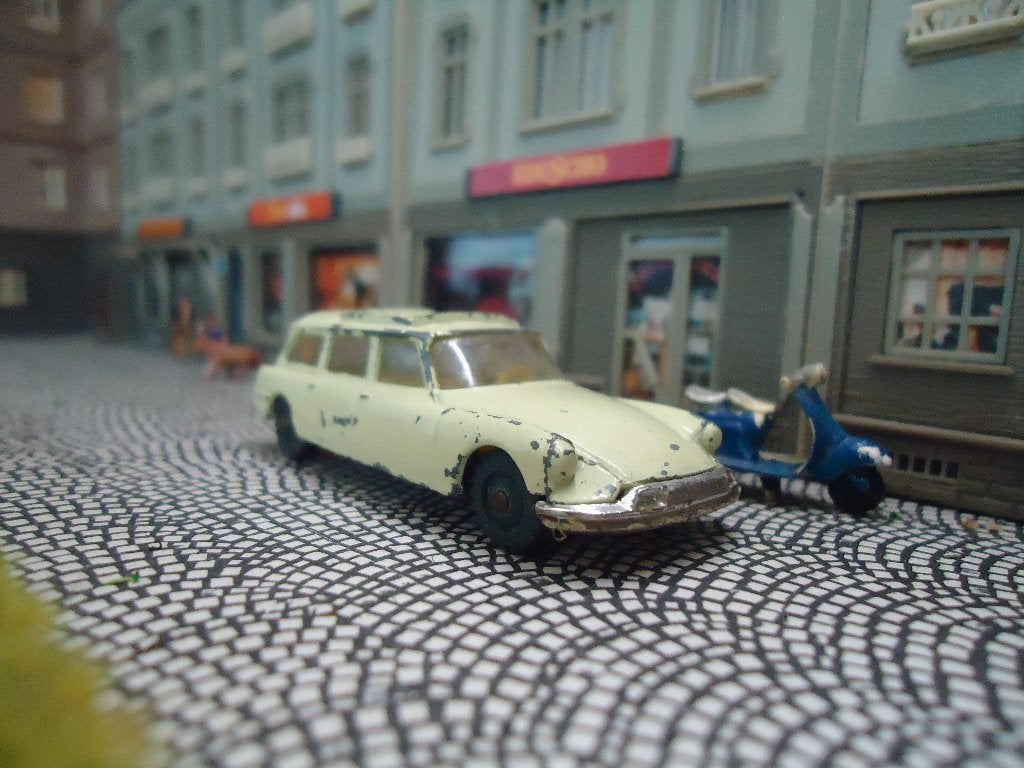 1:76 Citroën ID / DS Safari - Husky ( Corgi ) creme #2, Ophalen of Verzenden, Gebruikt, Auto