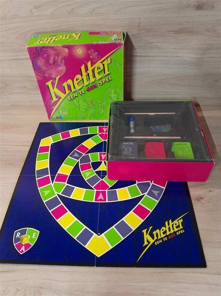 Knetter een te gek spel - s5361, Hobby en Vrije tijd, Gezelschapsspellen | Bordspellen, Verzenden, Zo goed als nieuw