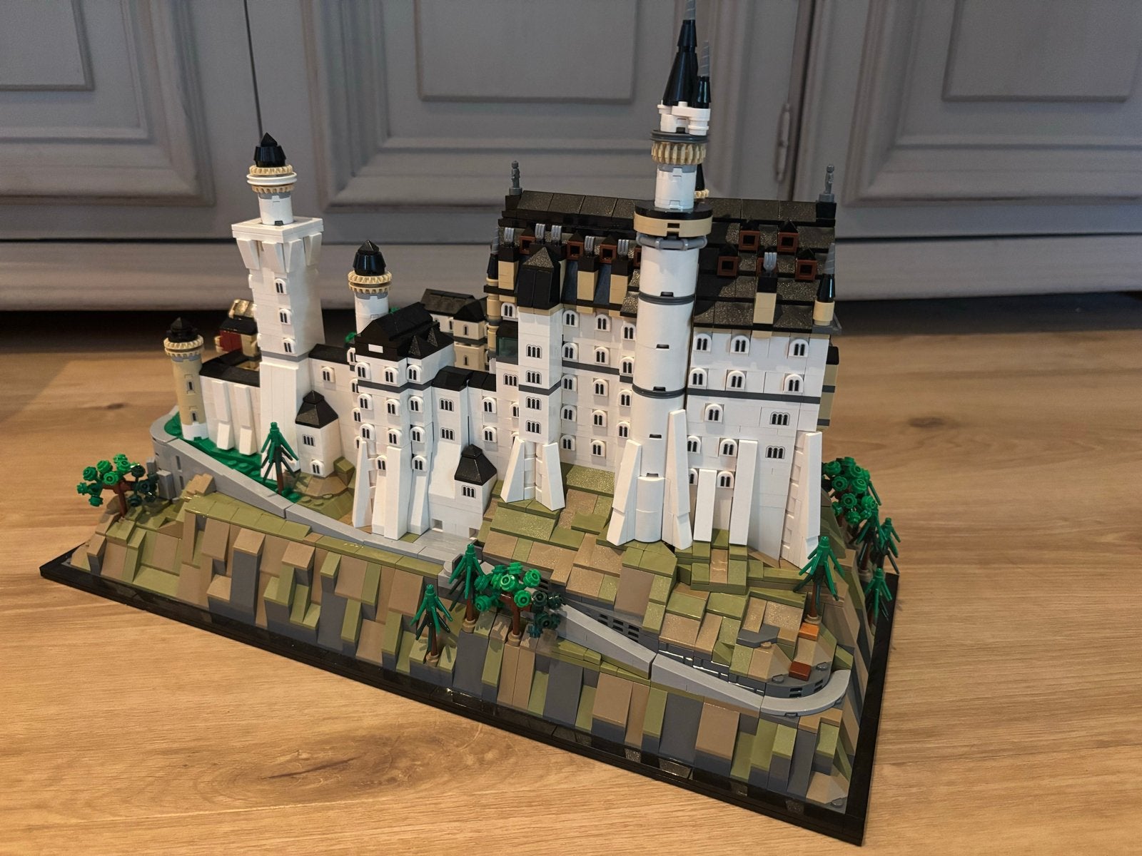LEGO Architecture Neuschwanstein Kasteel 21063, Ophalen, Zo goed als nieuw, Overige merken