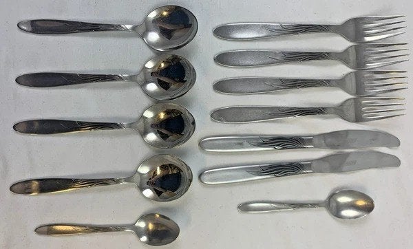 Gero Zilmeta 520 Tango bestek 12 delig vorken messen lepels, Antiek en Kunst, Antiek | Bestek, Verzenden