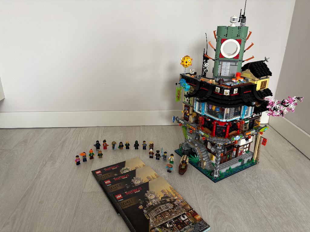 Lego Ninjago City - 70620, Kinderen en Baby's, Speelgoed | Duplo en Lego, Lego, Ophalen of Verzenden, Zo goed als nieuw, Ninjago