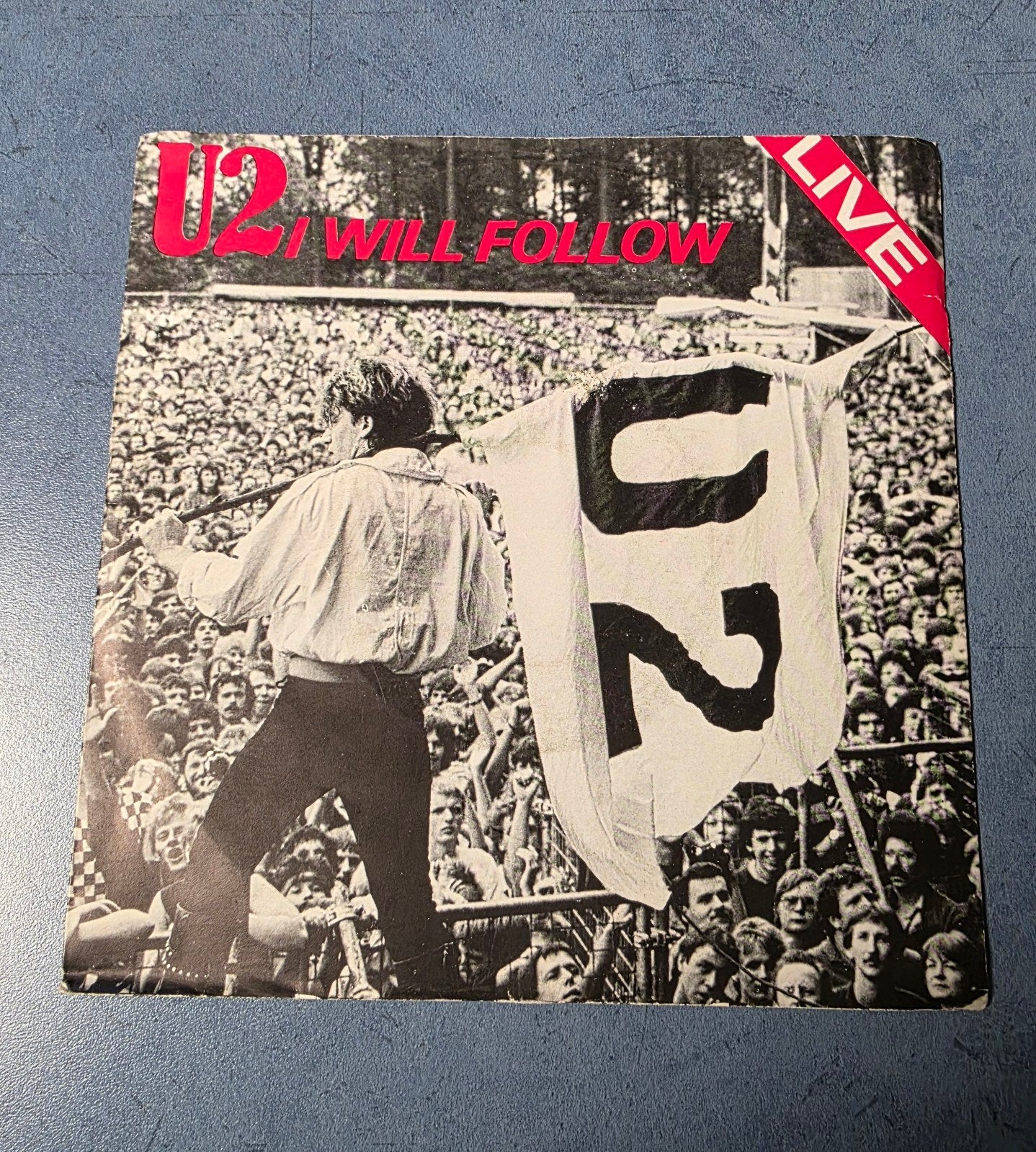 7" singles U2 / I Will Follow live izgst, 7 inch, Ophalen of Verzenden, Zo goed als nieuw, Pop