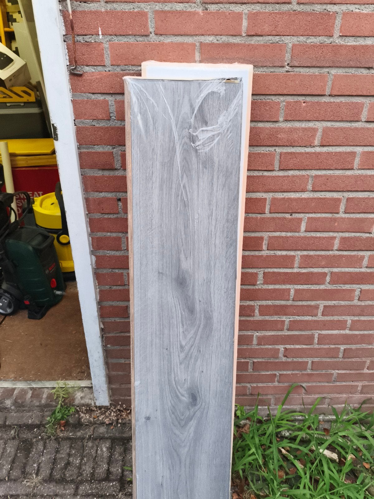2 dozen grijs eiken laminaat AC4 - 5,36m², Overige materialen, 50 tot 150 cm, Nieuw, Ophalen of Verzenden